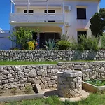 Nana Mija Apartament Pag Town