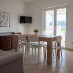 Nana Mija Apartment *