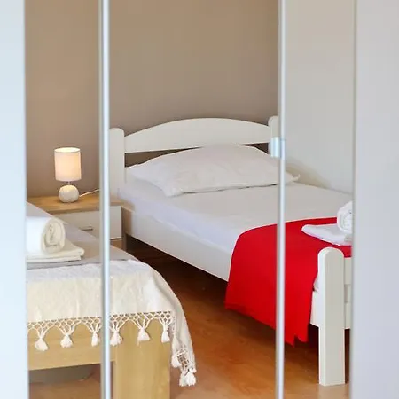 Nana Mija Appartement *