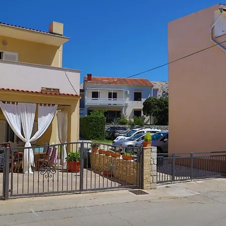 Nana Mija Διαμέρισμα *