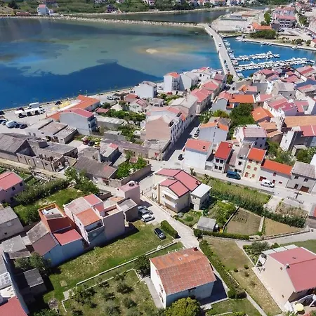 Nana Mija Διαμέρισμα *