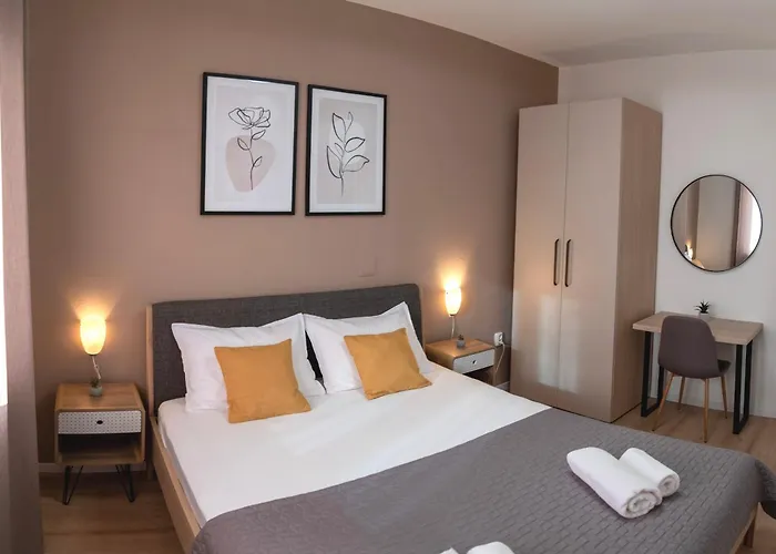 Apartament Nana Mija *